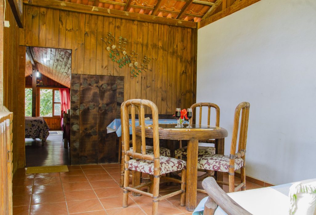 cabanas-da-maromba-quarto-familia (2)